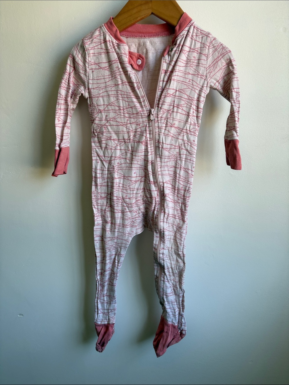 Kids Pink Footed One-Piece Zipper Pajamas